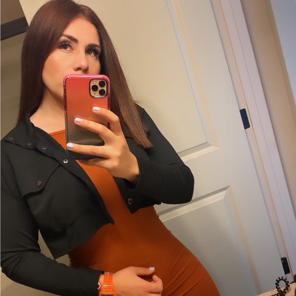 Meet your Posher, Cin - Picture 1 of 1